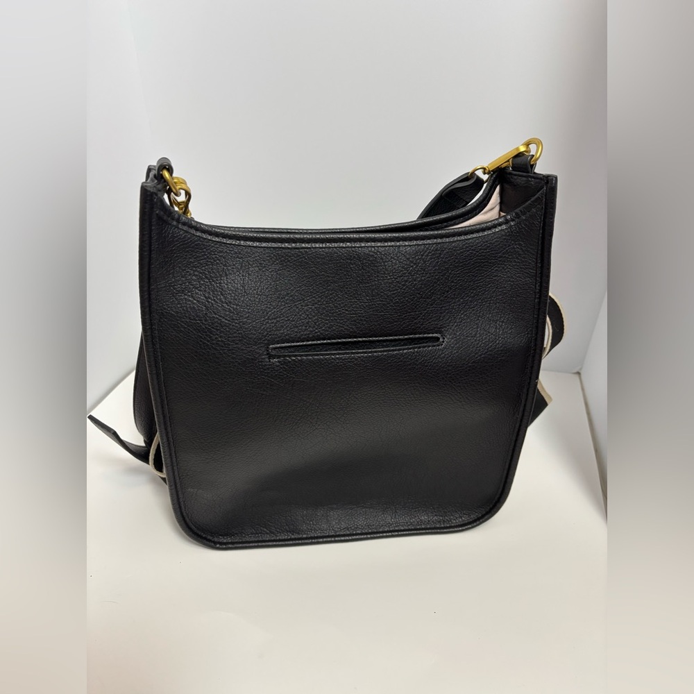 Style & Co
Black Whipstitch Medium Crossbody - Picture 2 of 5